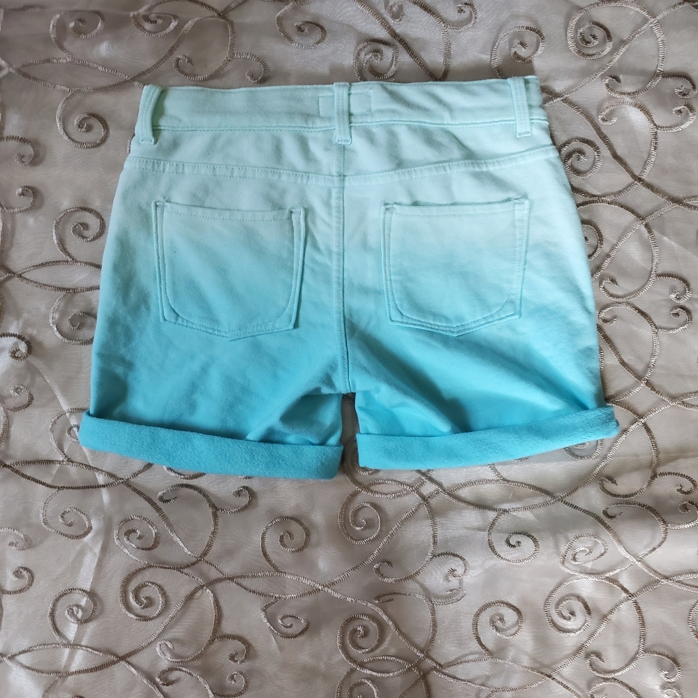 SOLD - FINAL SALE PRICE Girls Old Navy Shorts - Picture 2 of 4
